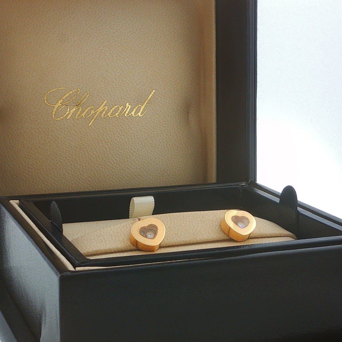 Pre-Loved Chopard Happy Diamond Icons 18ct Yellow Gold Heart Earrings