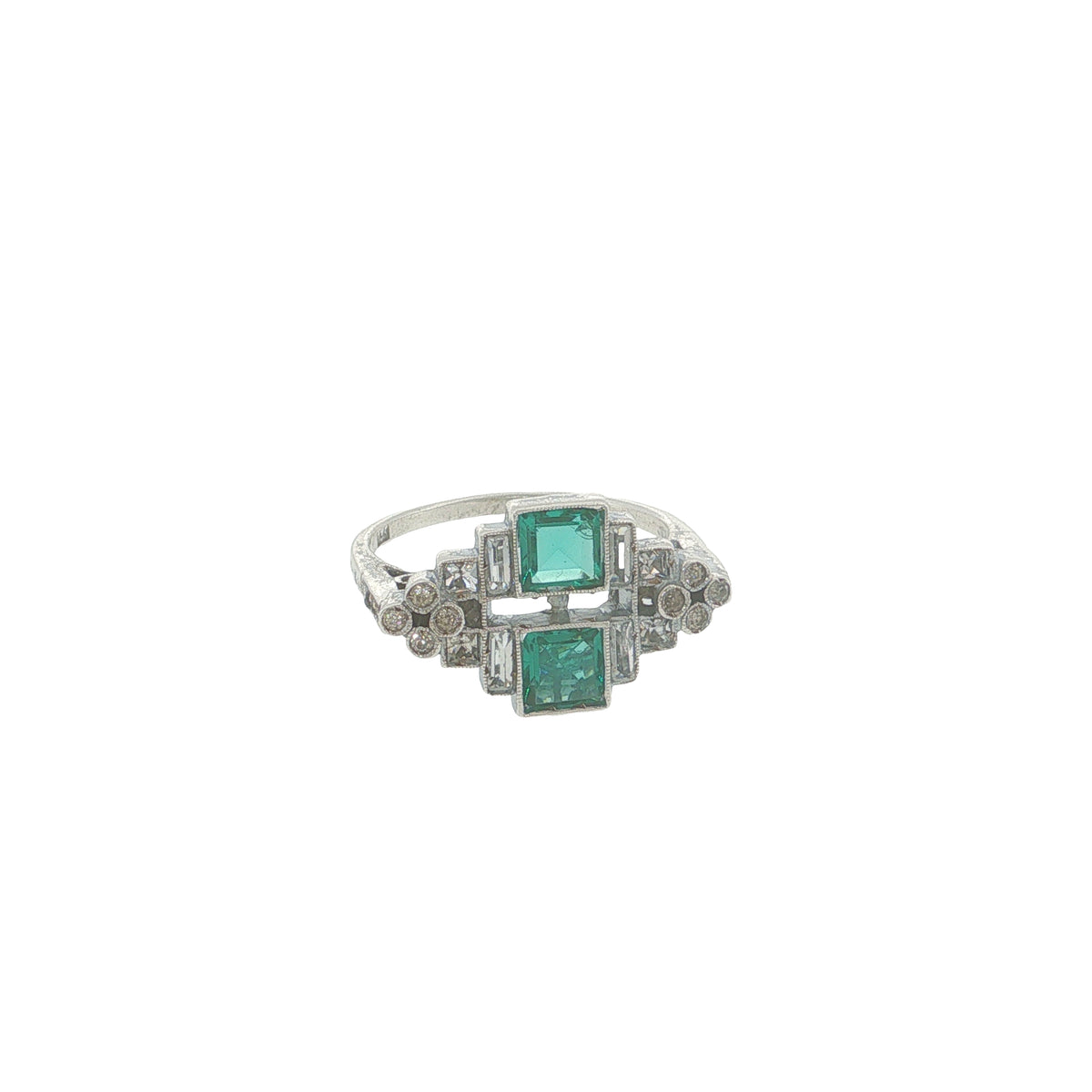 Pre-Loved Vintage 935 Silver Art Deco Green Stone Ring – Circa 1920s/30s